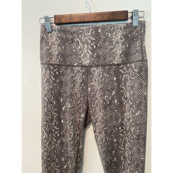 Varley Century Snake Leggings Size Small S Animal Viper Grey Pumice - Picture 2 of 9